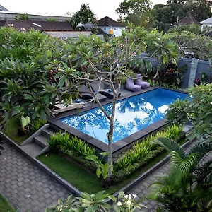 La House Seminyak